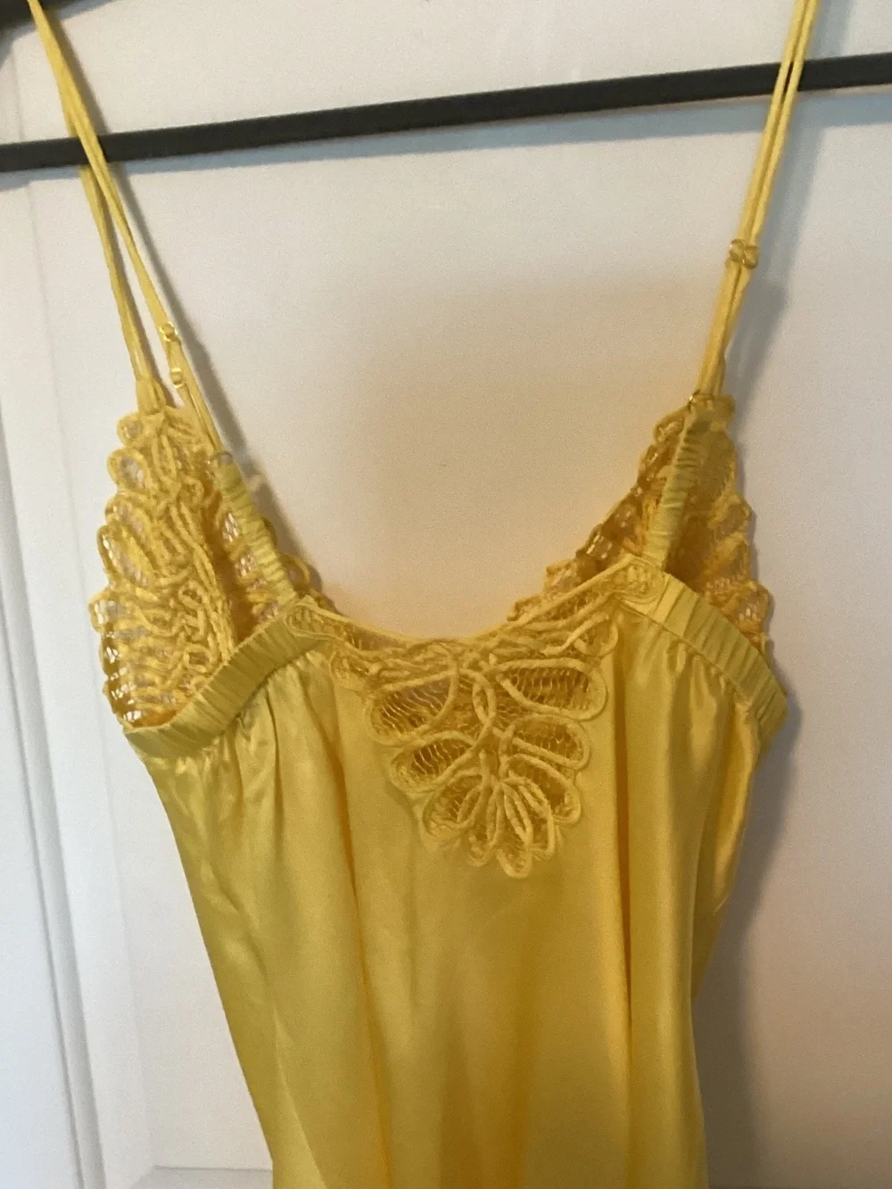 Marjolaine Yellow Lace-Trim Satin Chemise 40 - S
